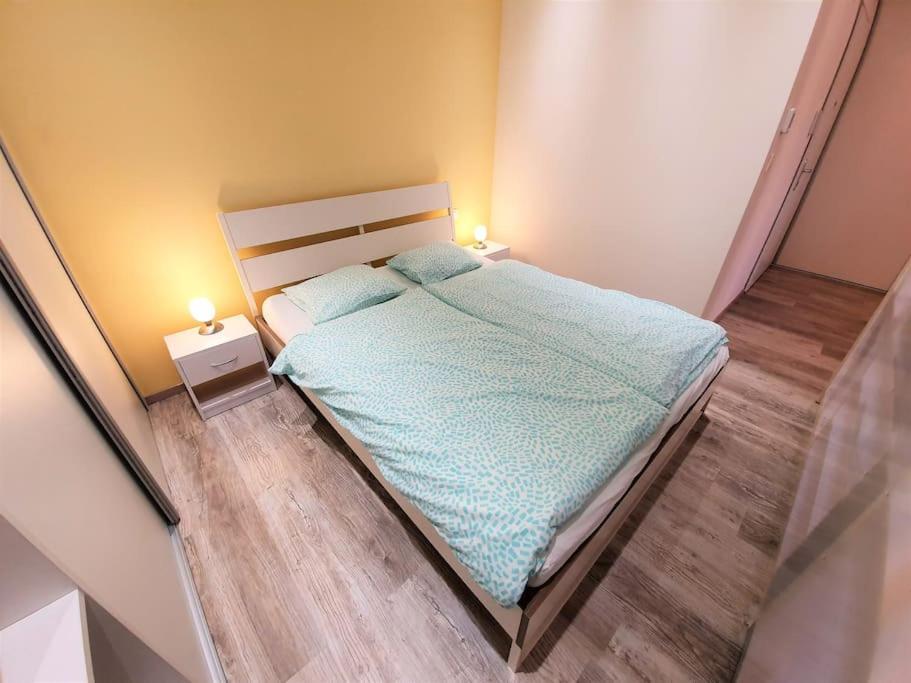 Comfy & Stylish Flat In The Centre + Parking Apartament